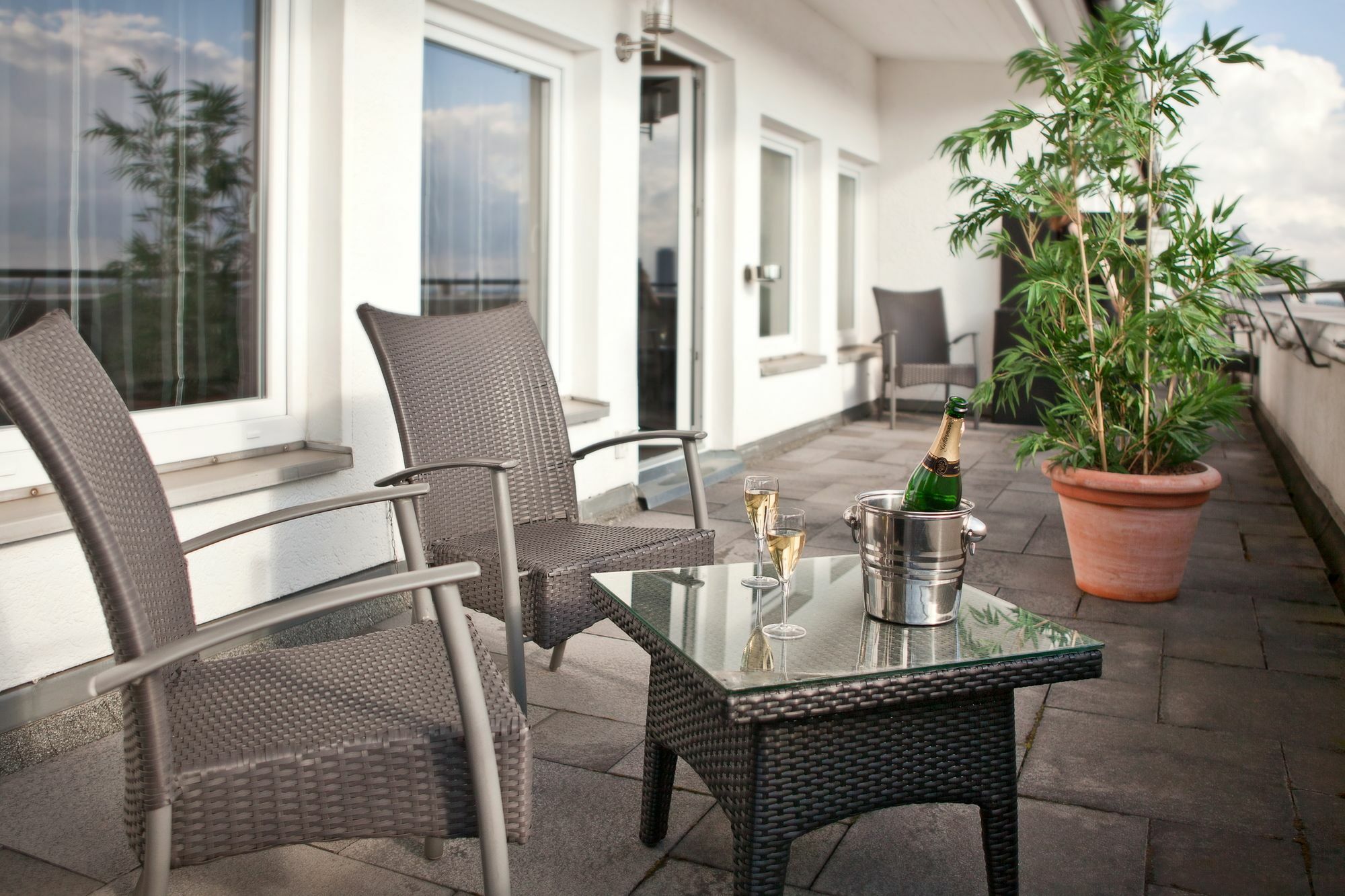 Boardinghouse Duesseldorf Apartment ภายนอก รูปภาพ